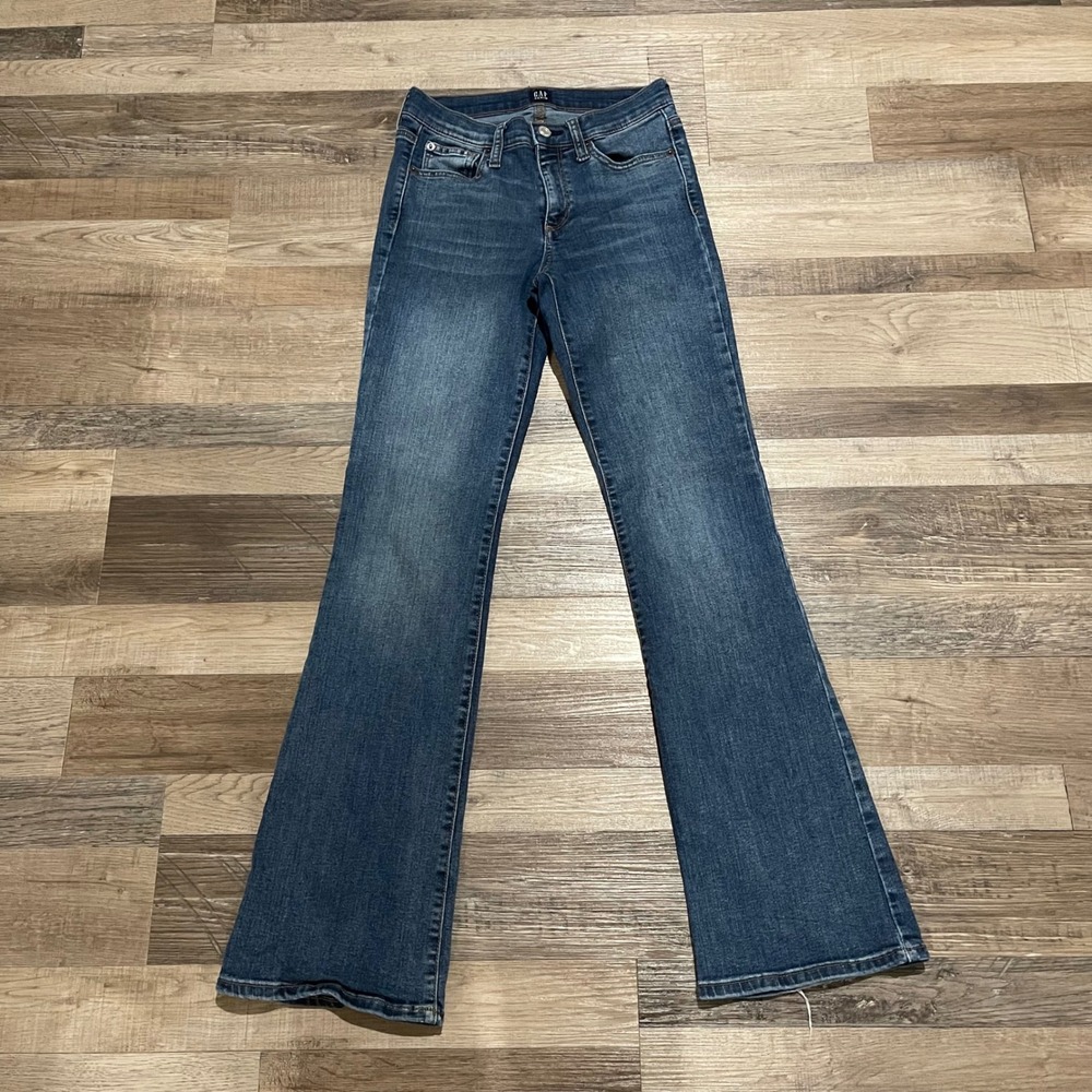 GAP Denim Women's Jeans Perfect Boot Cut Denim Casual 26 Short Blue